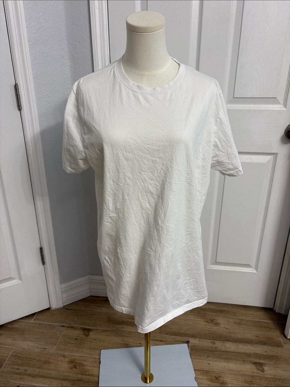 Goodfellow & Co White Crewneck Short-Sleeve Tee
